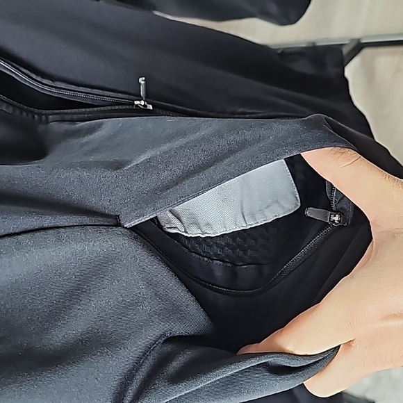 Nike Insulated Jacket - Picture 6 of 6